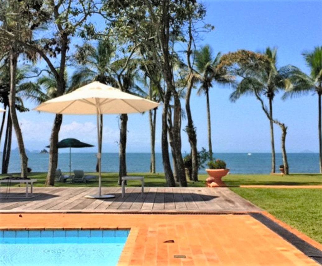 Casa no Condomínio Iporanga Guarujá — Villa 499