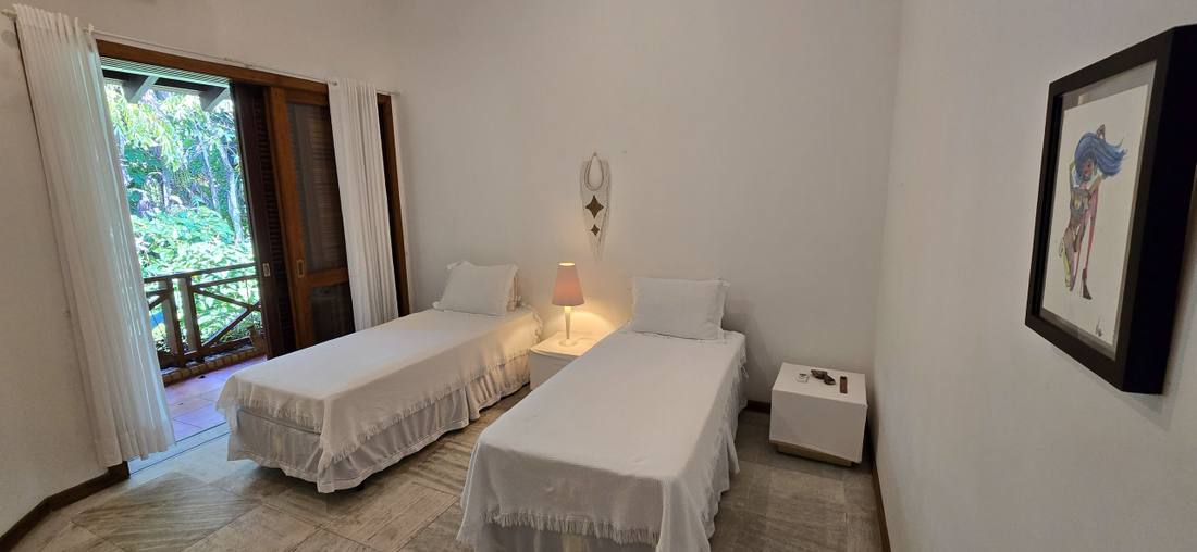 Casa no Condomínio Iporanga Guarujá — Villa 450