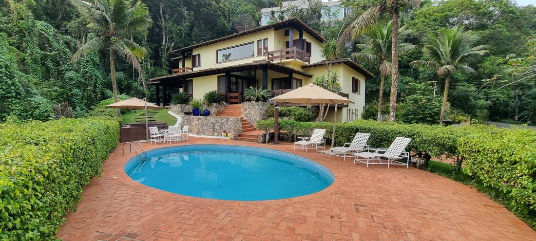 Casa no Condomínio Iporanga Guarujá — Villa 463