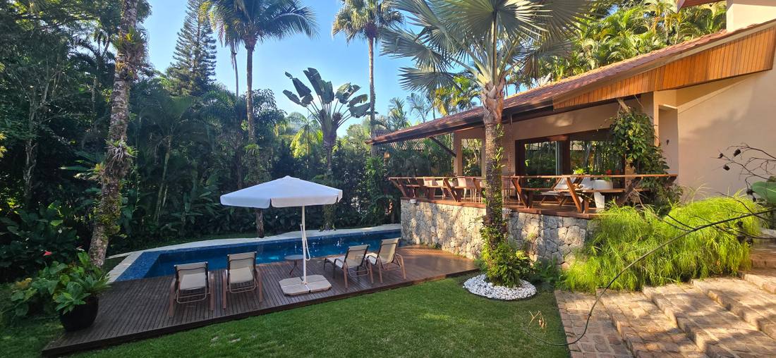 Casa no Condomínio Iporanga Guarujá — Villa 442
