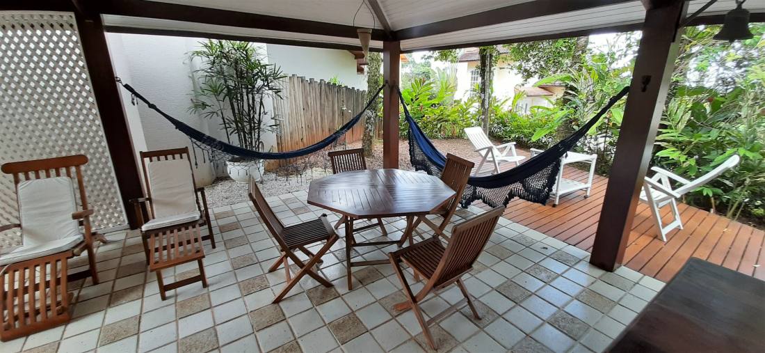 Casa no Condomínio Iporanga Guarujá — Villa 445