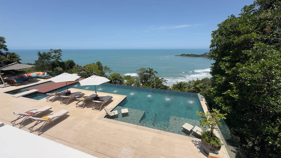 Casa no Condomínio Taguaíba Guarujá — Villa 360