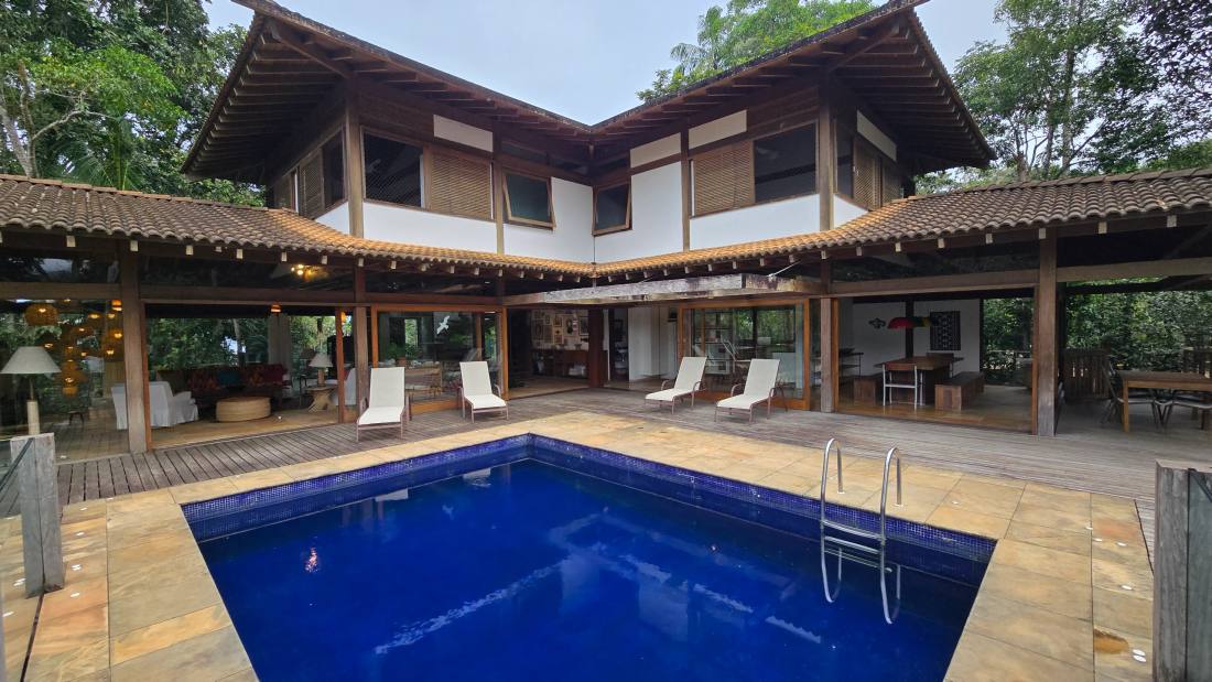 Imóvel no Condomínio Iporanga Guarujá — Villa 404