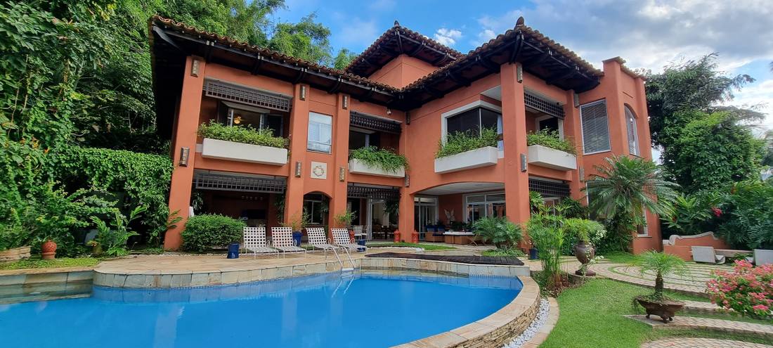Casa no Condomínio Iporanga Guarujá — Villa 497