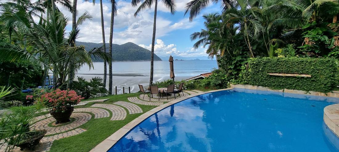 Casa no Condomínio Iporanga Guarujá — Villa 497