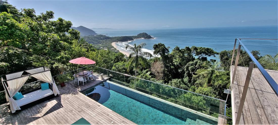 Casa no Condomínio Tijucopava Guarujá — Villa 202