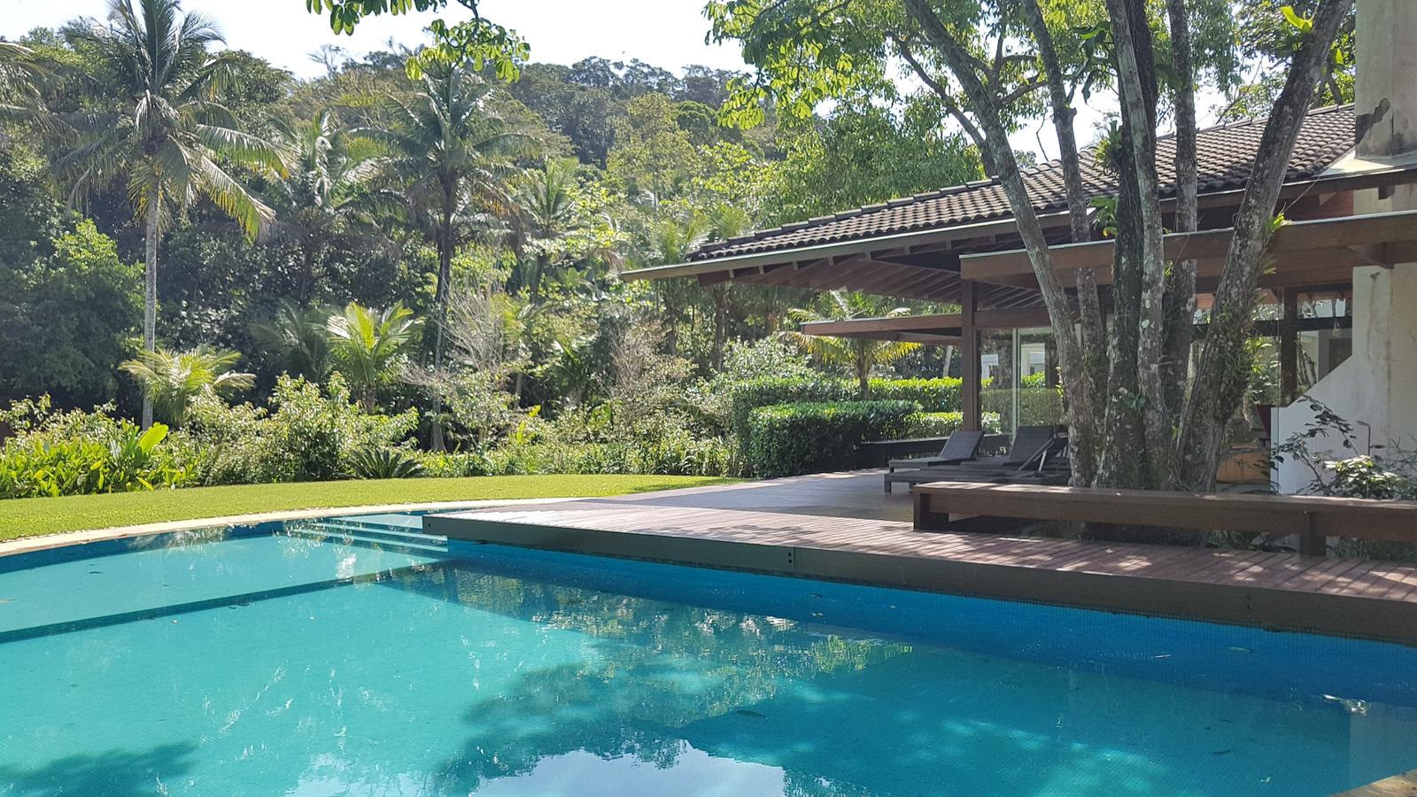 Área externa 16 — Iporanga, Guarujá, à venda e para locação, Casa
