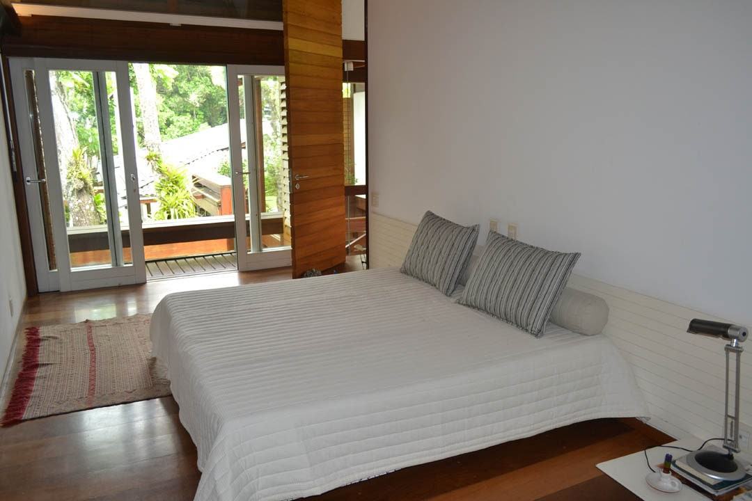 Suíte 11 — Iporanga, Guarujá, à venda e para locação, Casa