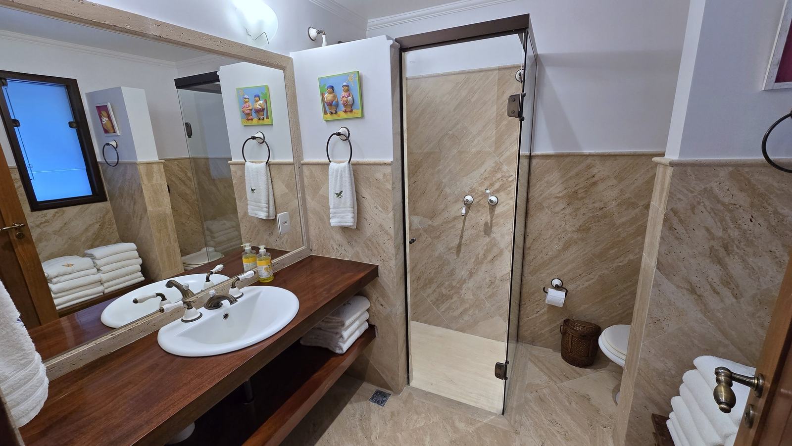 Ambiente interno 7 — Iporanga, Guarujá, para locação, Casa