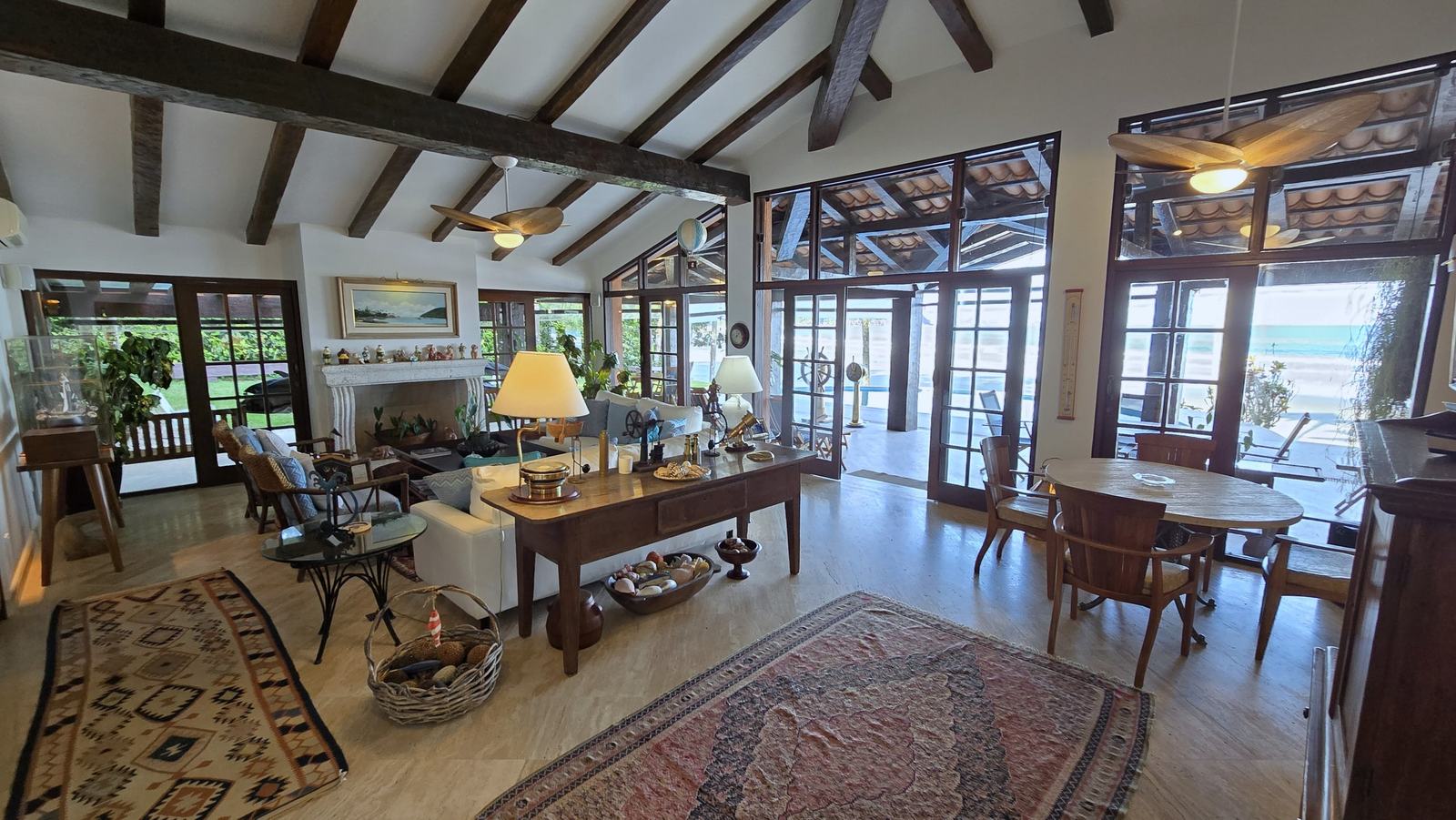 Ambiente interno 1 — Iporanga, Guarujá, para locação, Casa