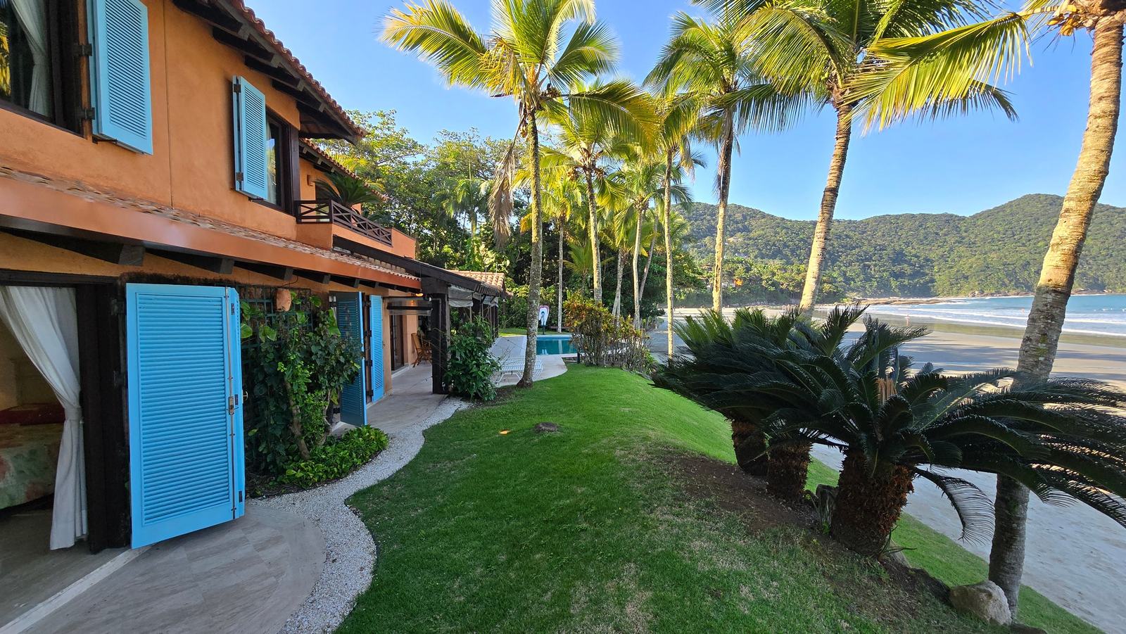 Área externa 29 — Iporanga, Guarujá, para locação, Casa
