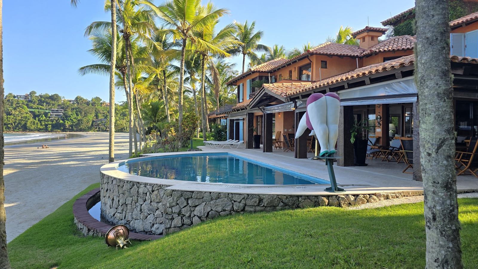 Área externa 16 — Iporanga, Guarujá, para locação, Casa