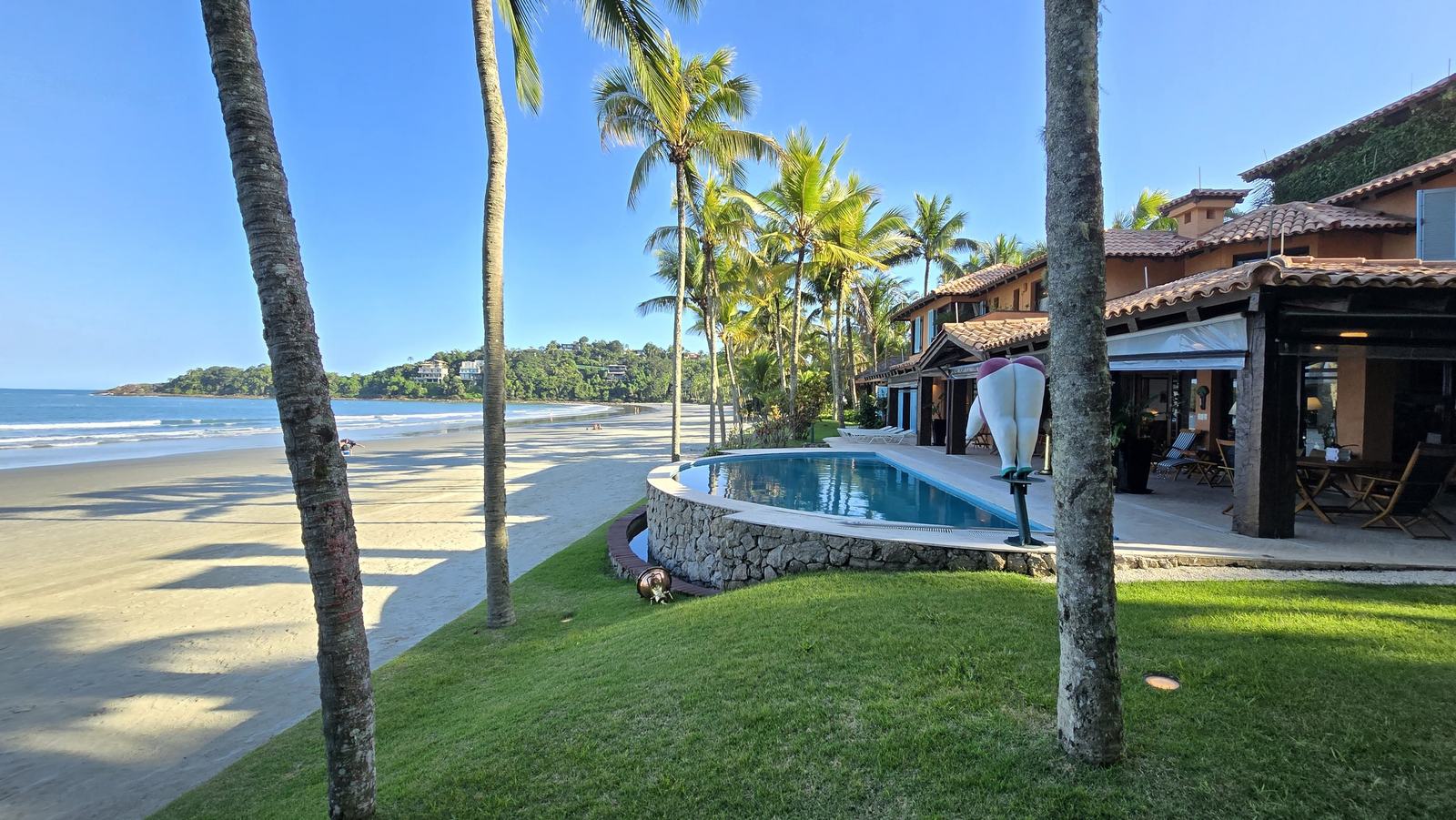 Área externa 19 — Iporanga, Guarujá, para locação, Casa