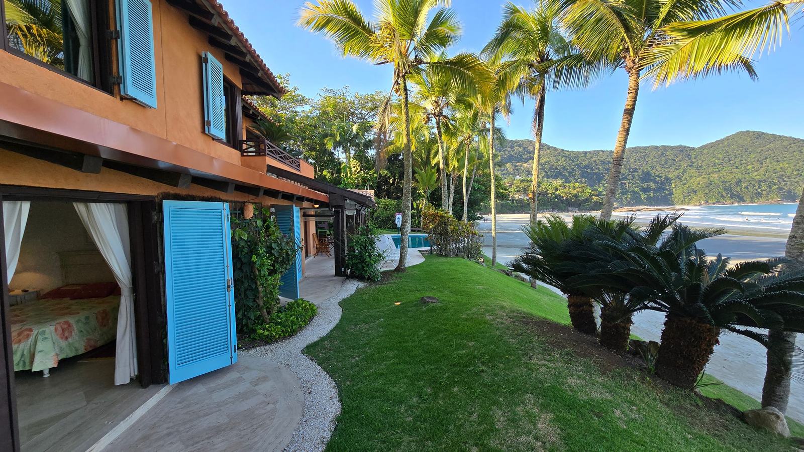 Área externa 10 — Iporanga, Guarujá, para locação, Casa