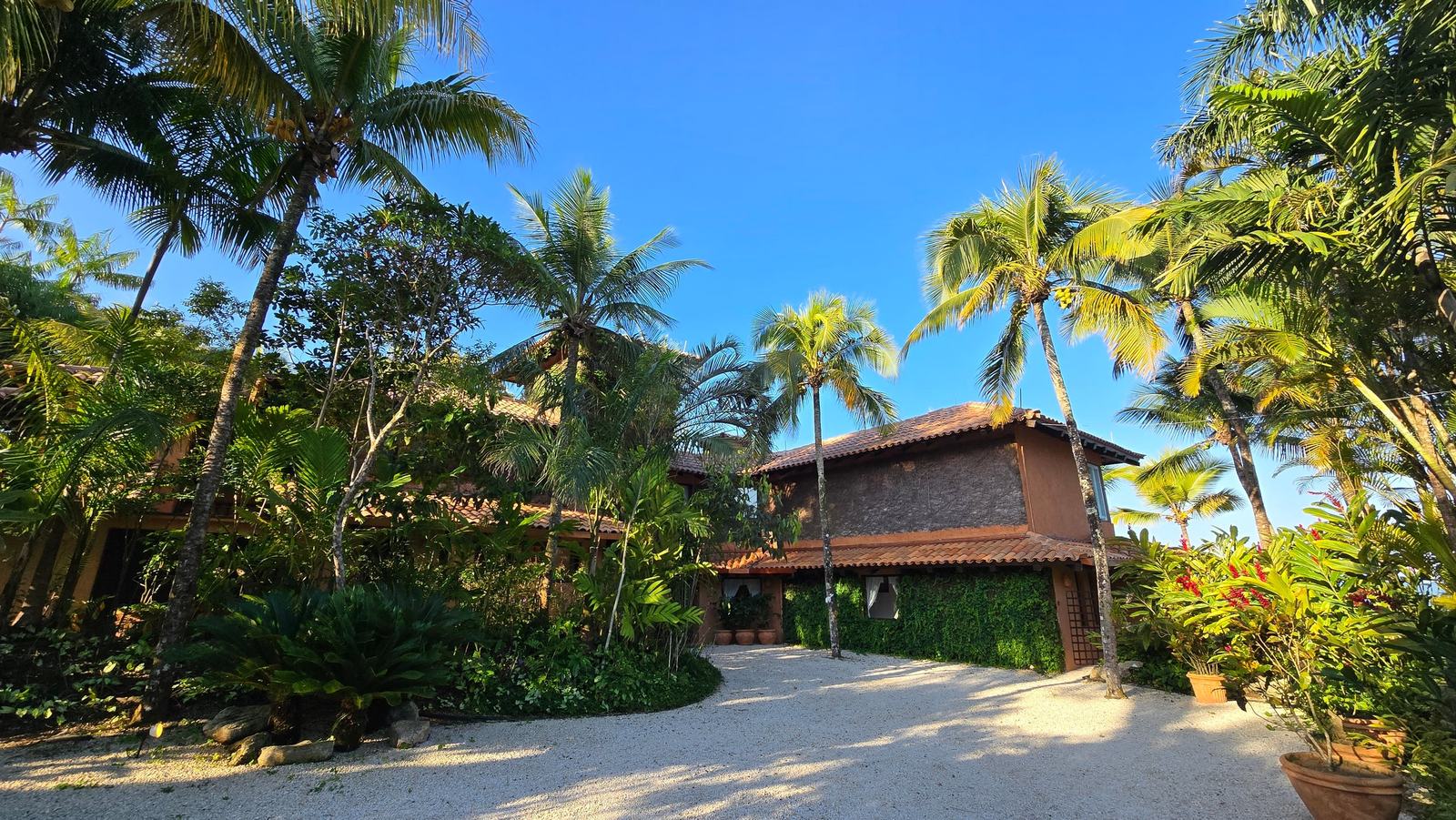 Área externa 3 — Iporanga, Guarujá, para locação, Casa