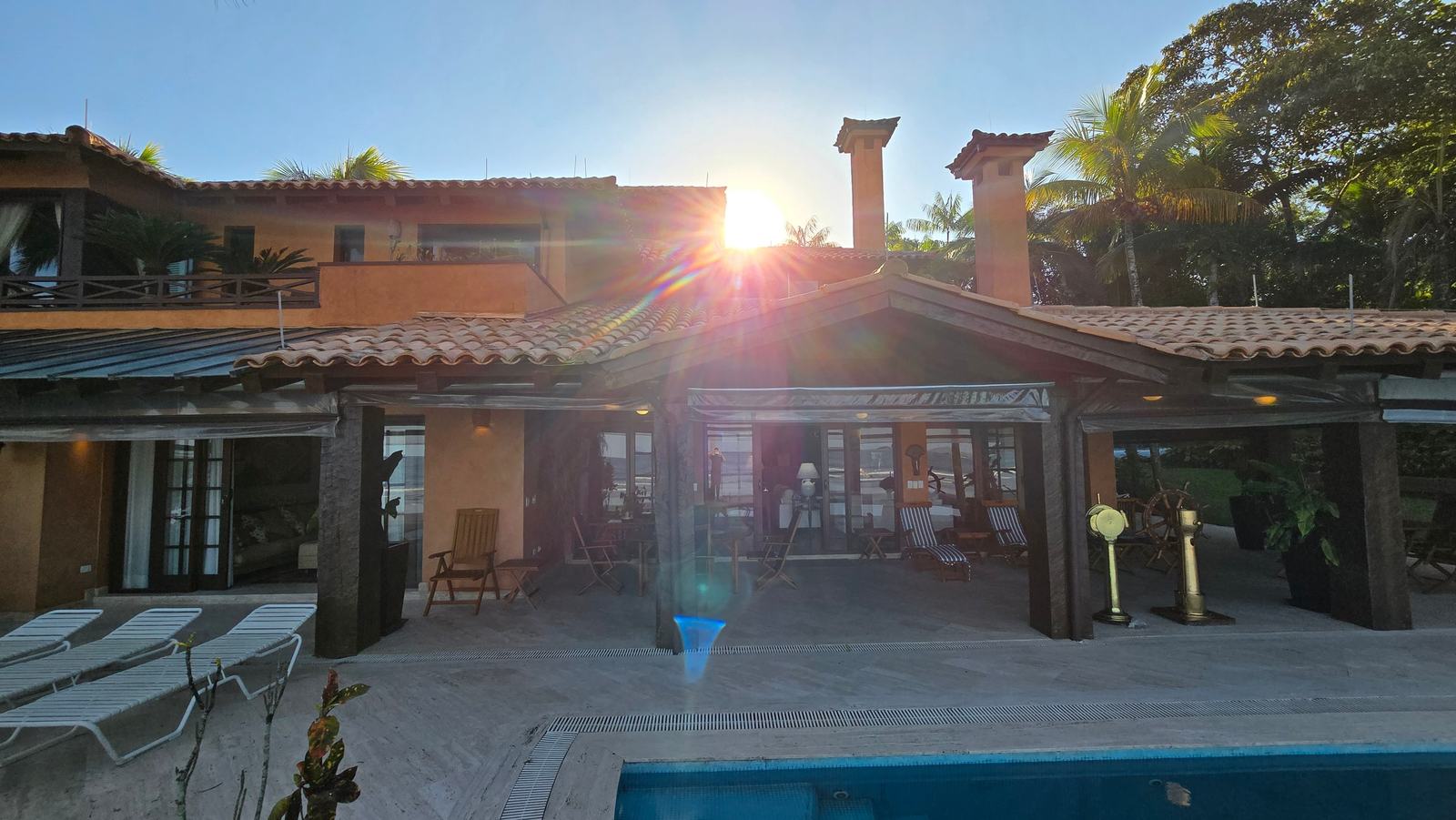 Área externa 12 — Iporanga, Guarujá, para locação, Casa