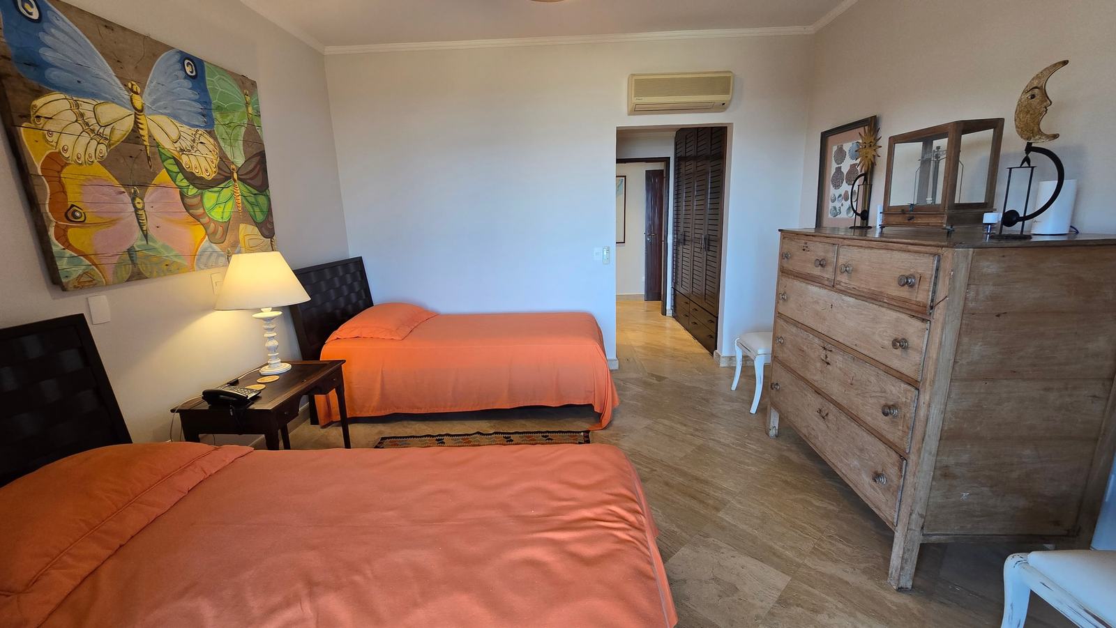 Suíte 13 — Iporanga, Guarujá, para locação, Casa