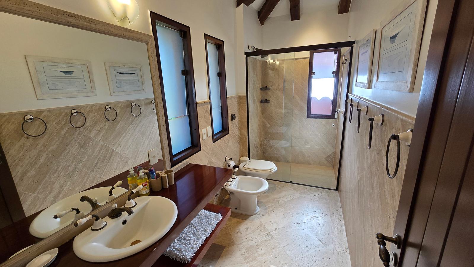 Suíte 4 — Iporanga, Guarujá, para locação, Casa