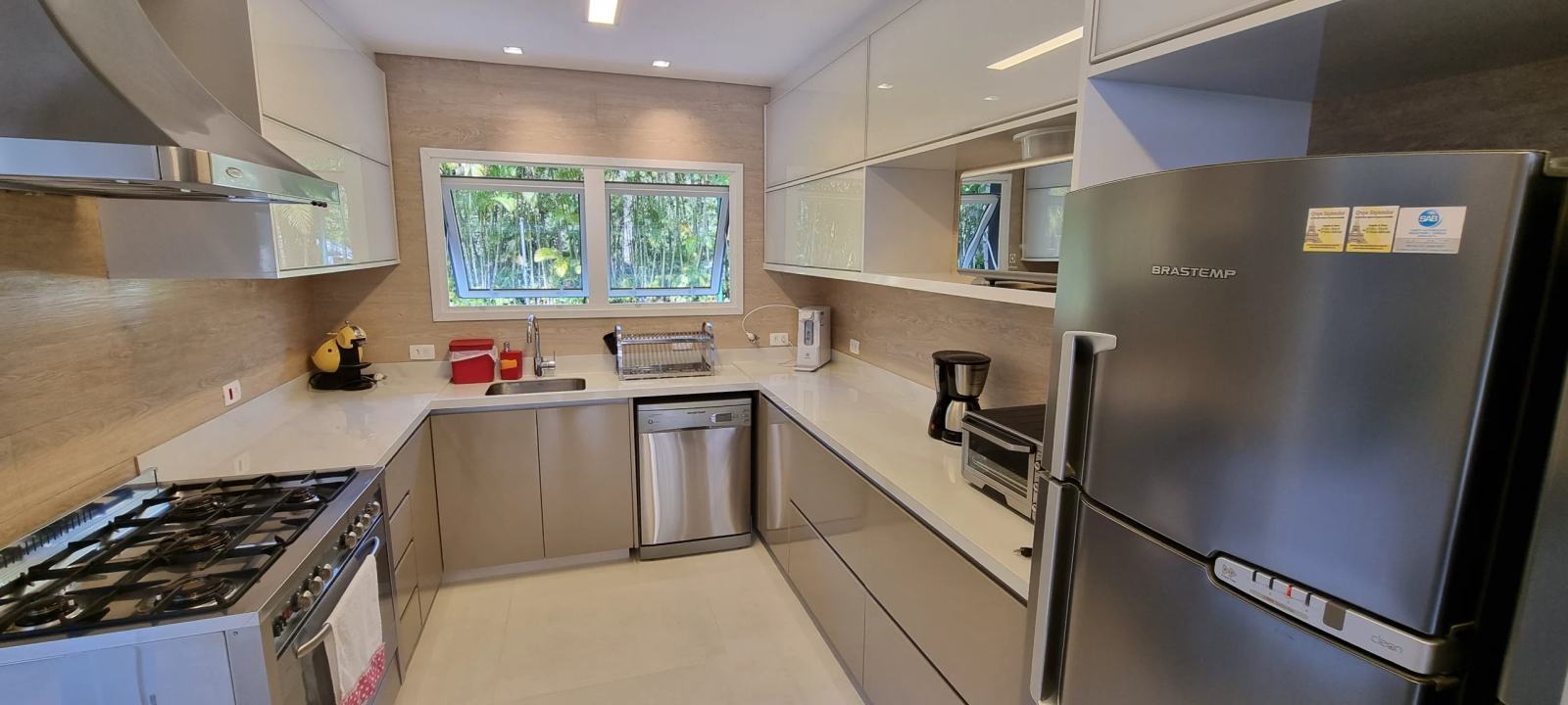 Área de serviço 3 — Iporanga, Guarujá, à venda, Casa