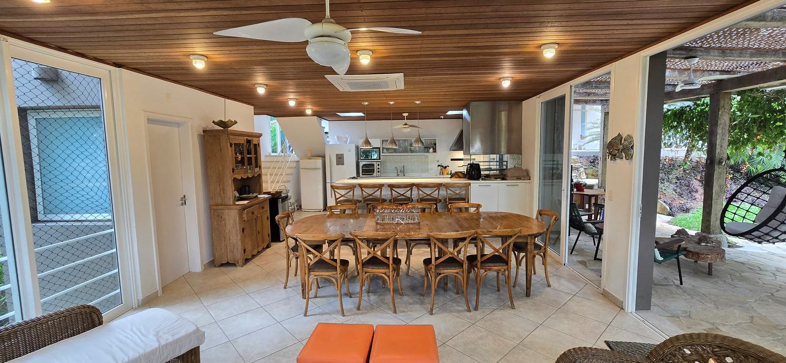 Ambiente interno 8 — Iporanga, Guarujá, à venda e para locação, Casa