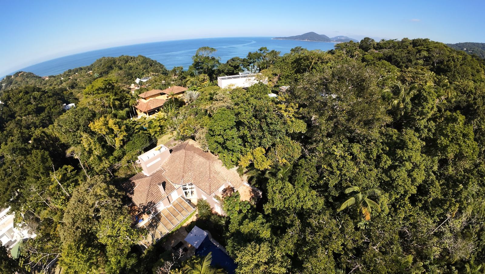 Vista aérea 3 — Iporanga, Guarujá, à venda e para locação, Casa