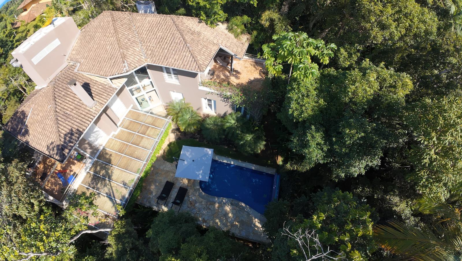 Vista aérea 5 — Iporanga, Guarujá, à venda e para locação, Casa