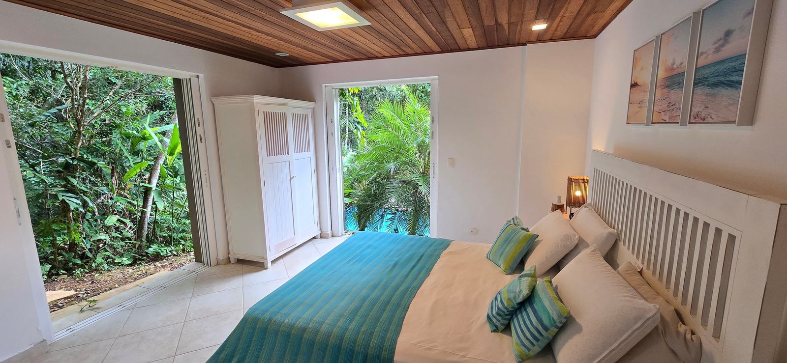 Suíte 16 — Iporanga, Guarujá, à venda e para locação, Casa