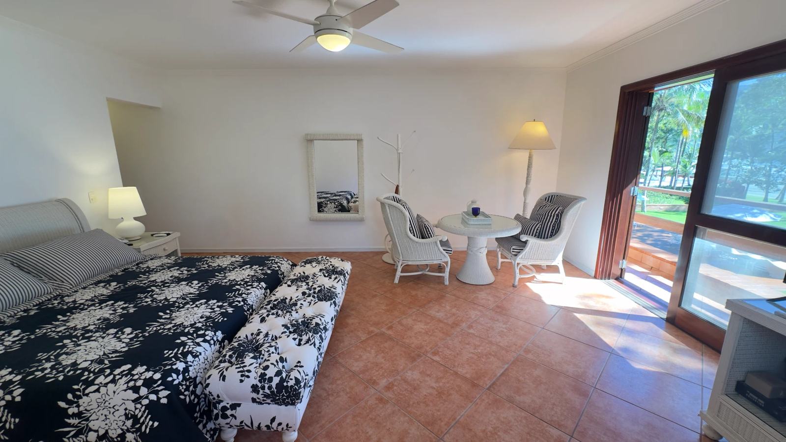 Casa Pé na Areia - Praia de Iporanga - Locação Temporada (12)