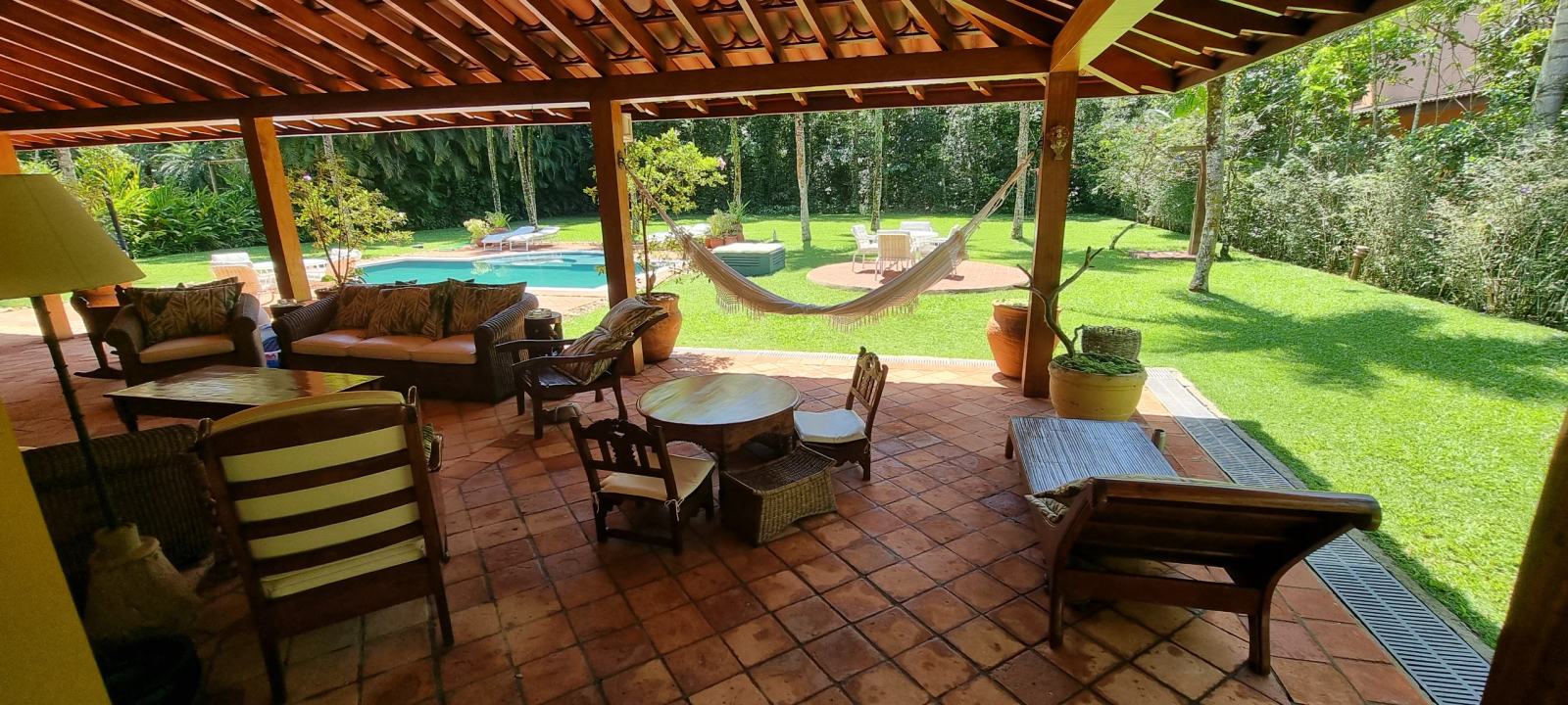 Área externa 11 — Iporanga, Guarujá, para locação, Casa