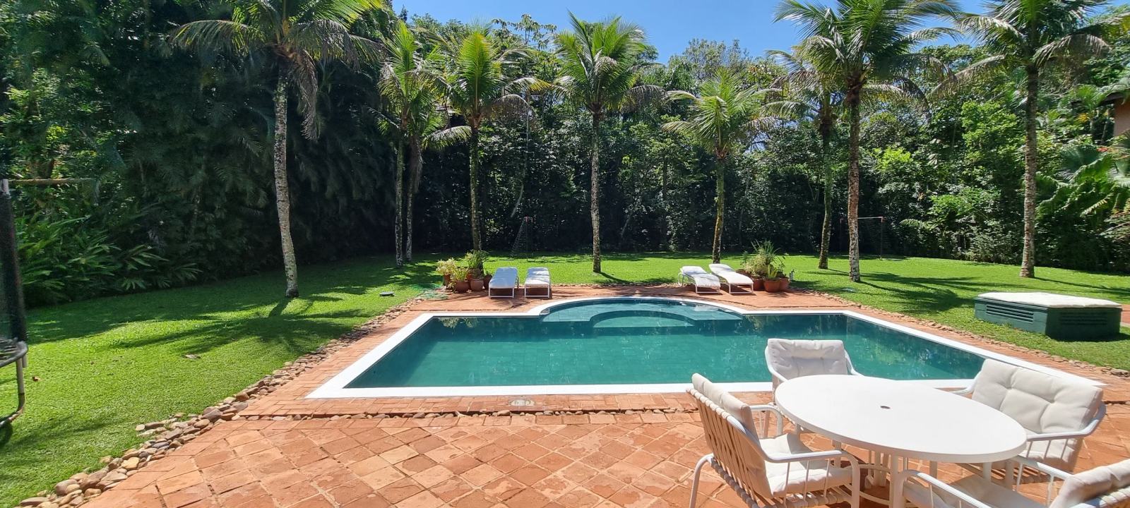 Área externa 5 — Iporanga, Guarujá, para locação, Casa