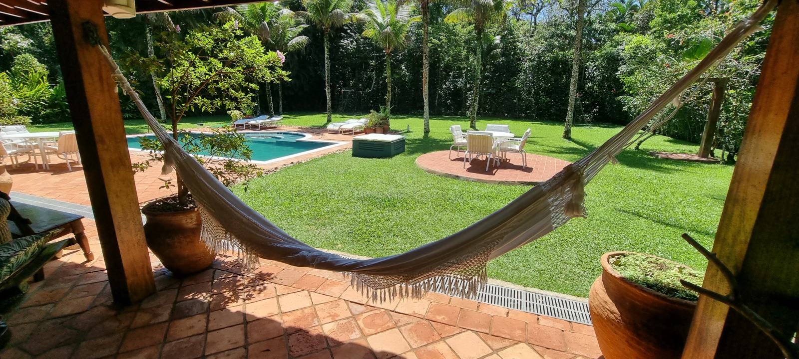 Área externa 12 — Iporanga, Guarujá, para locação, Casa