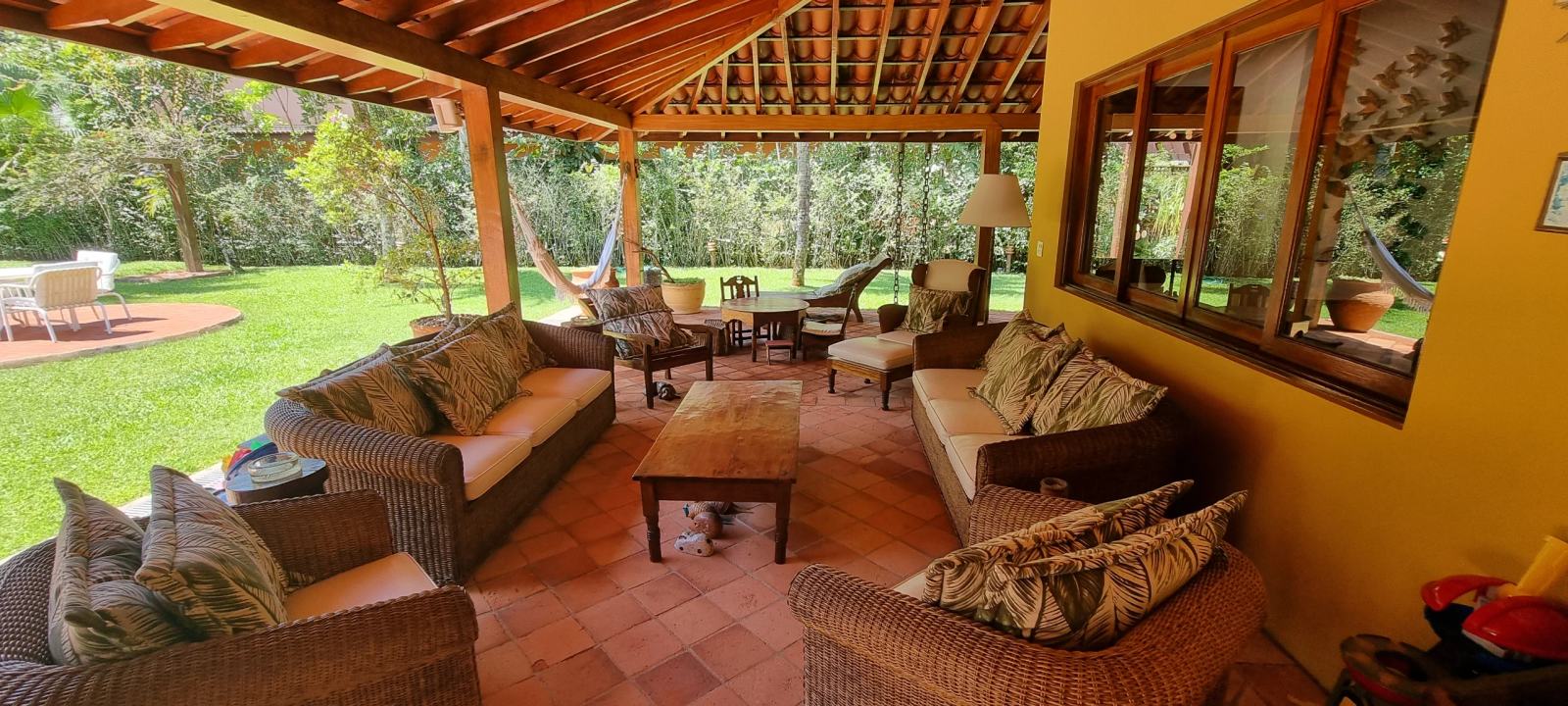 Área externa 10 — Iporanga, Guarujá, para locação, Casa