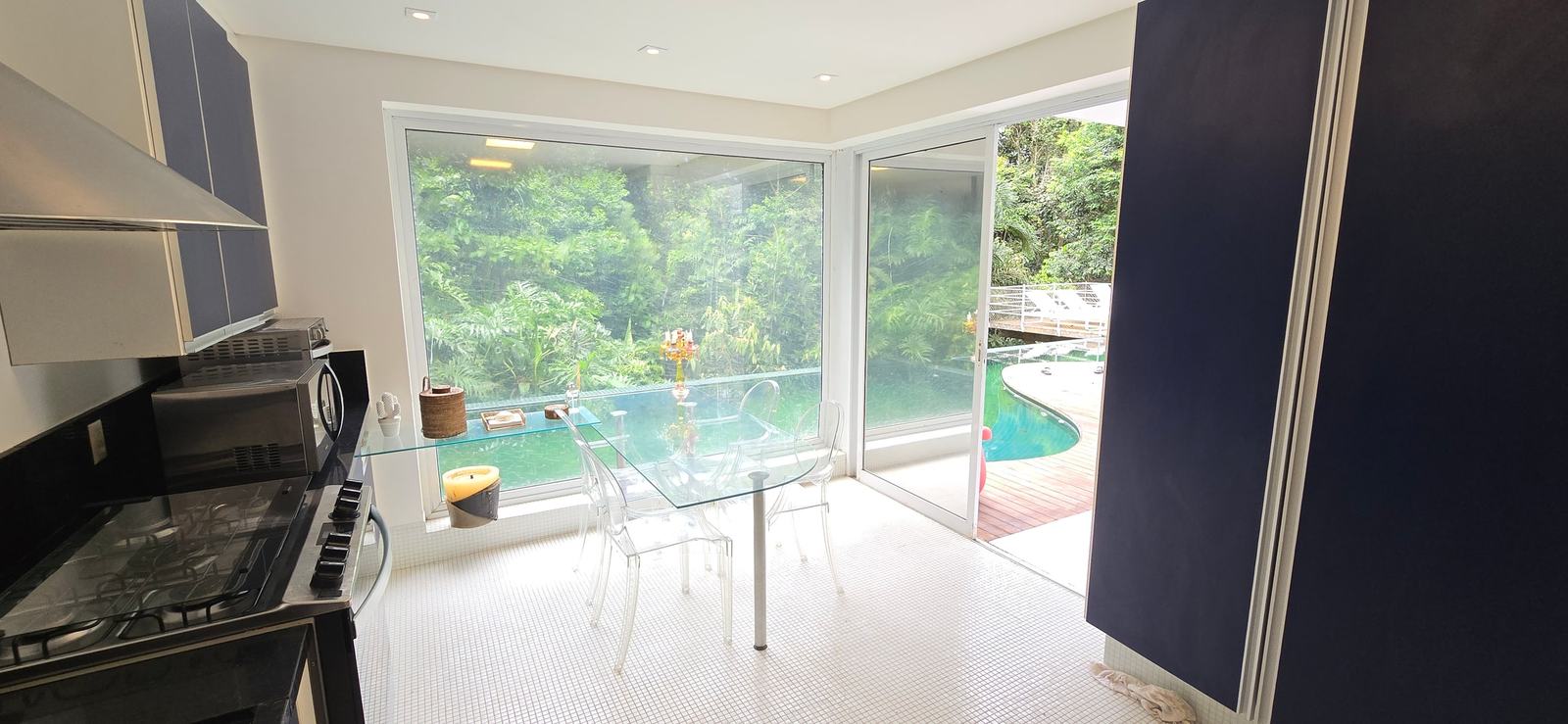 Ambiente interno 9 — Iporanga, Guarujá, à venda e para locação, Casa