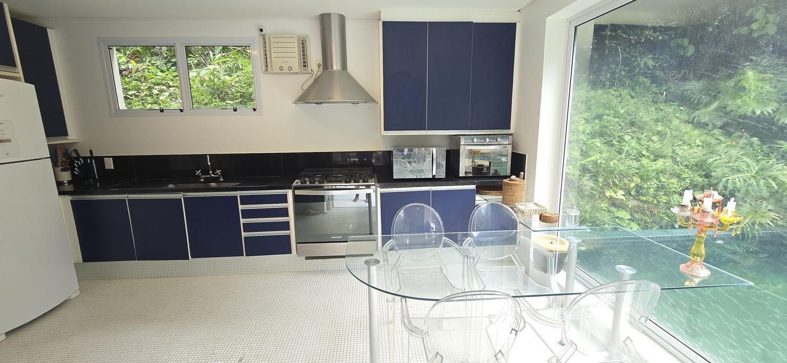 Ambiente interno 10 — Iporanga, Guarujá, à venda e para locação, Casa