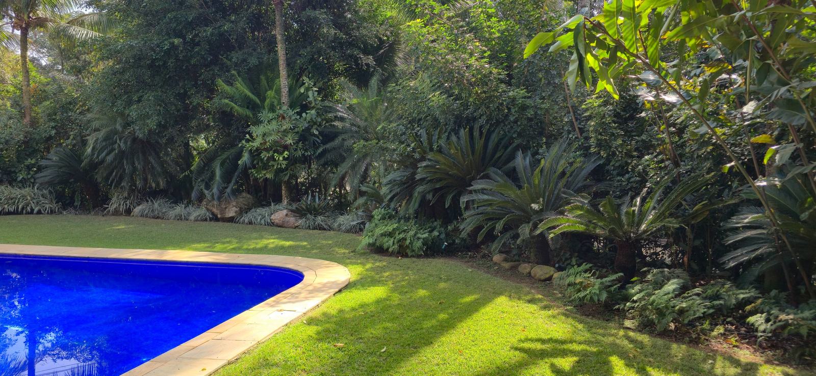 Área externa 5 — Iporanga, Guarujá, para locação, Casa