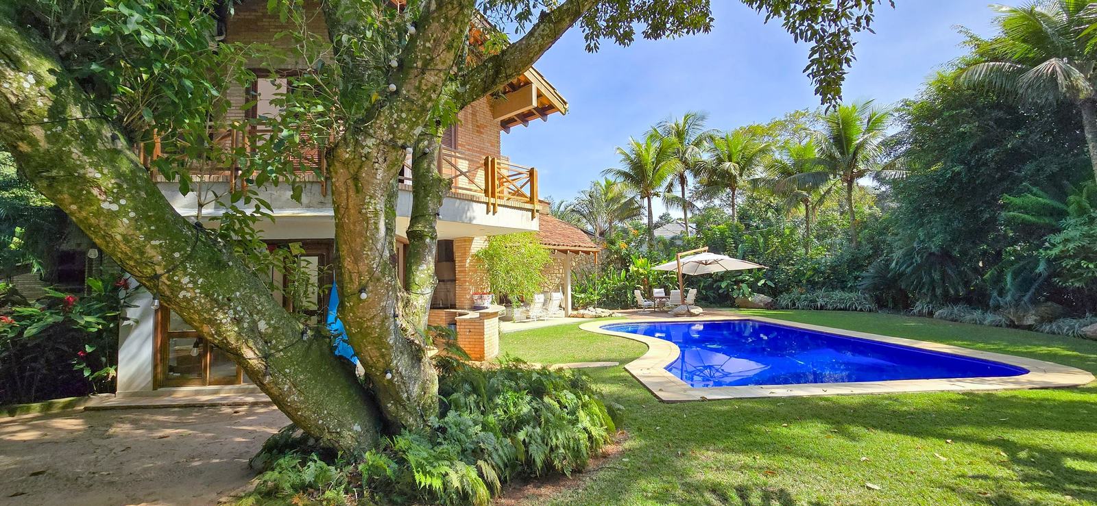 Área externa 10 — Iporanga, Guarujá, para locação, Casa