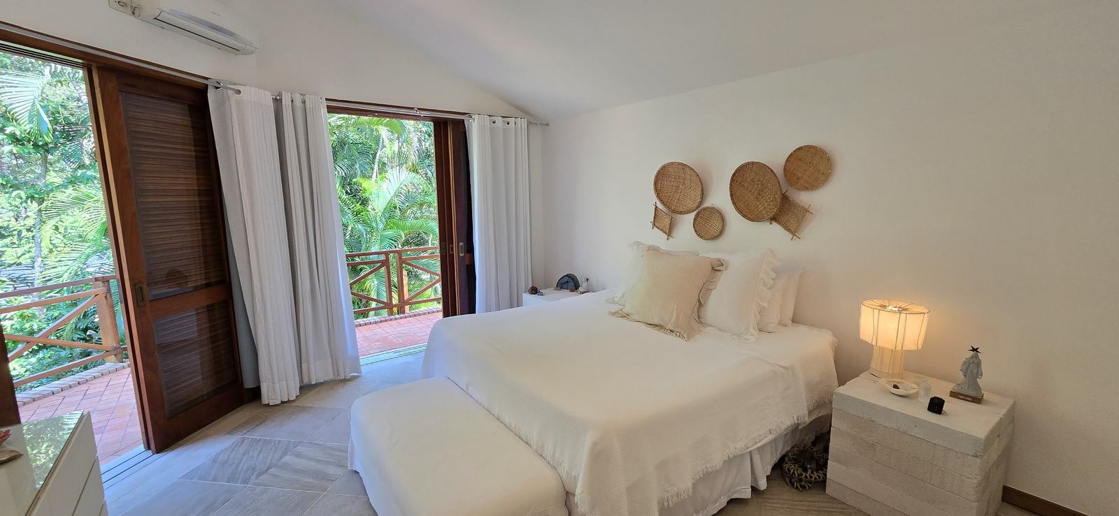 Suíte 8 — Iporanga, Guarujá, para locação, Casa