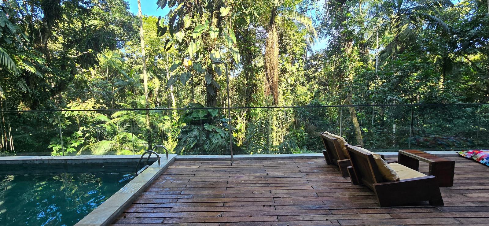 Área externa 16 — Iporanga, Guarujá, para locação, Casa