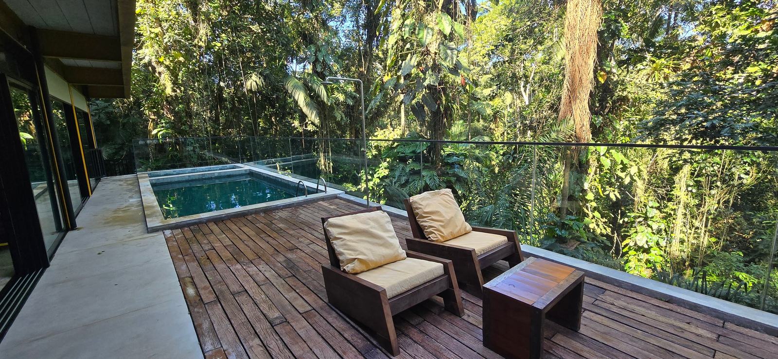 Área externa 3 — Iporanga, Guarujá, para locação, Casa