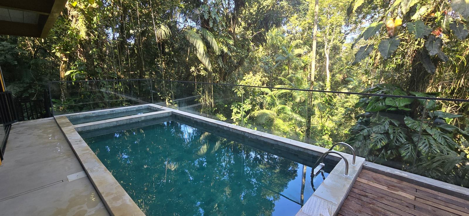 Área externa 10 — Iporanga, Guarujá, para locação, Casa