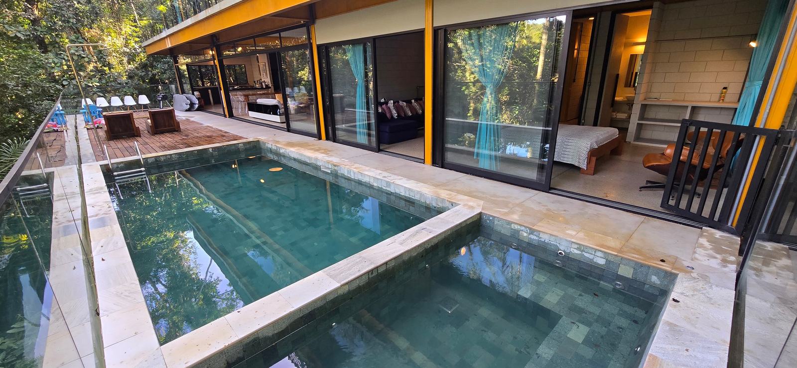Área externa 6 — Iporanga, Guarujá, para locação, Casa