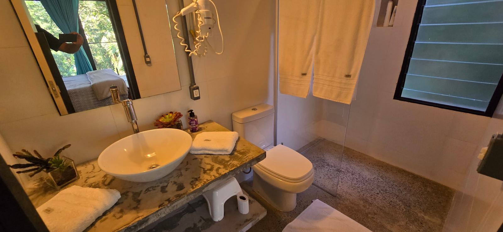 Suíte 2 — Iporanga, Guarujá, para locação, Casa