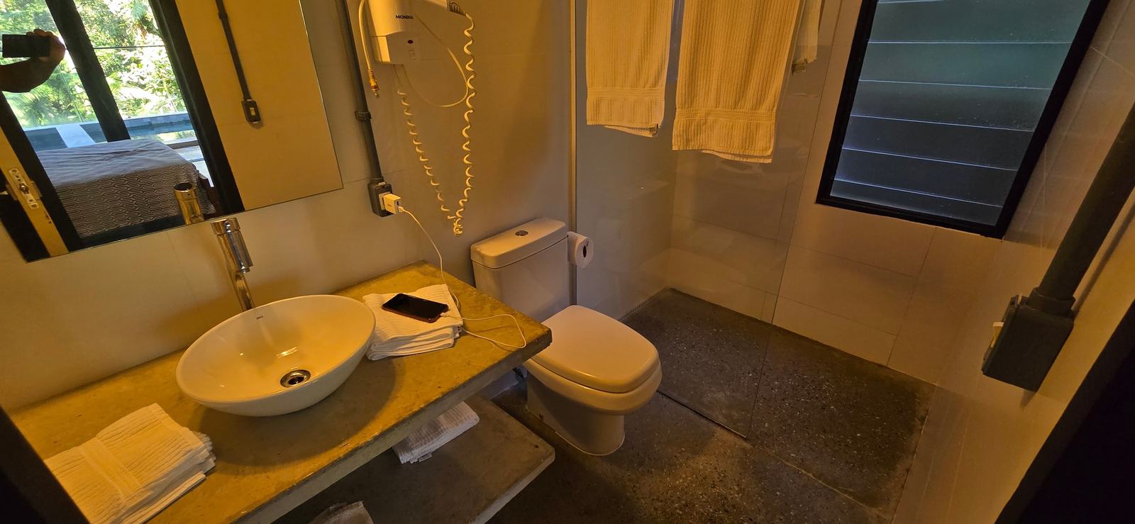 Suíte 4 — Iporanga, Guarujá, para locação, Casa