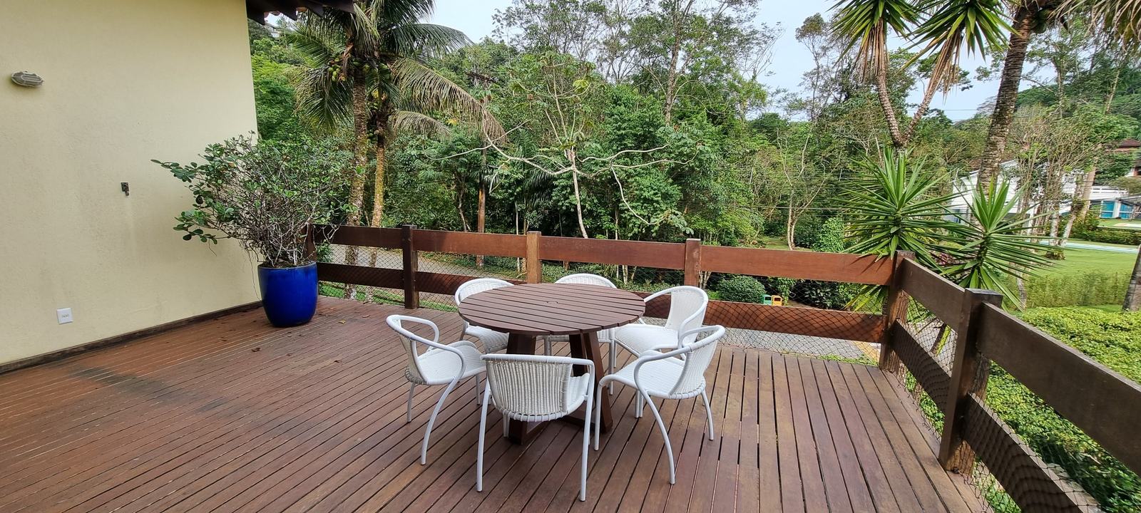 Área externa 13 — Iporanga, Guarujá, à venda e para locação, Casa