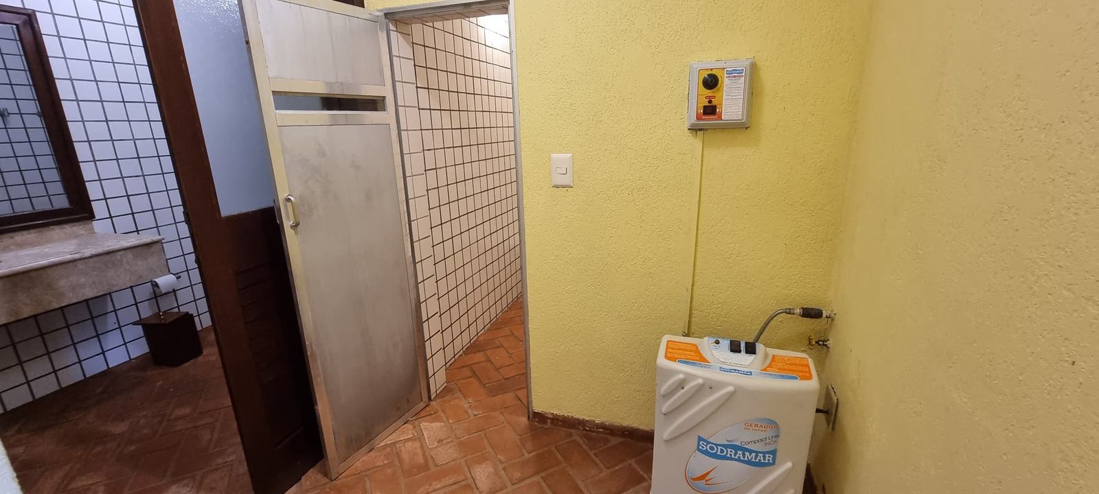 Área externa 20 — Iporanga, Guarujá, à venda e para locação, Casa
