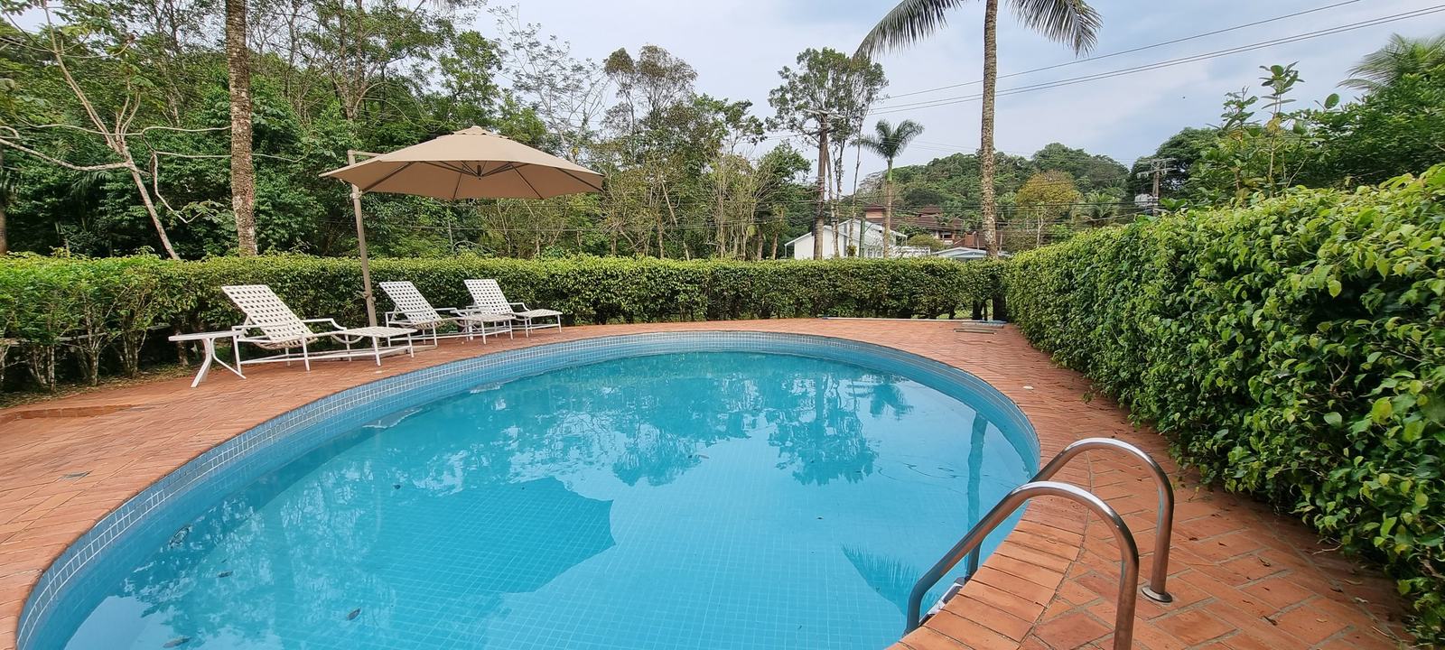 Área externa 2 — Iporanga, Guarujá, à venda e para locação, Casa