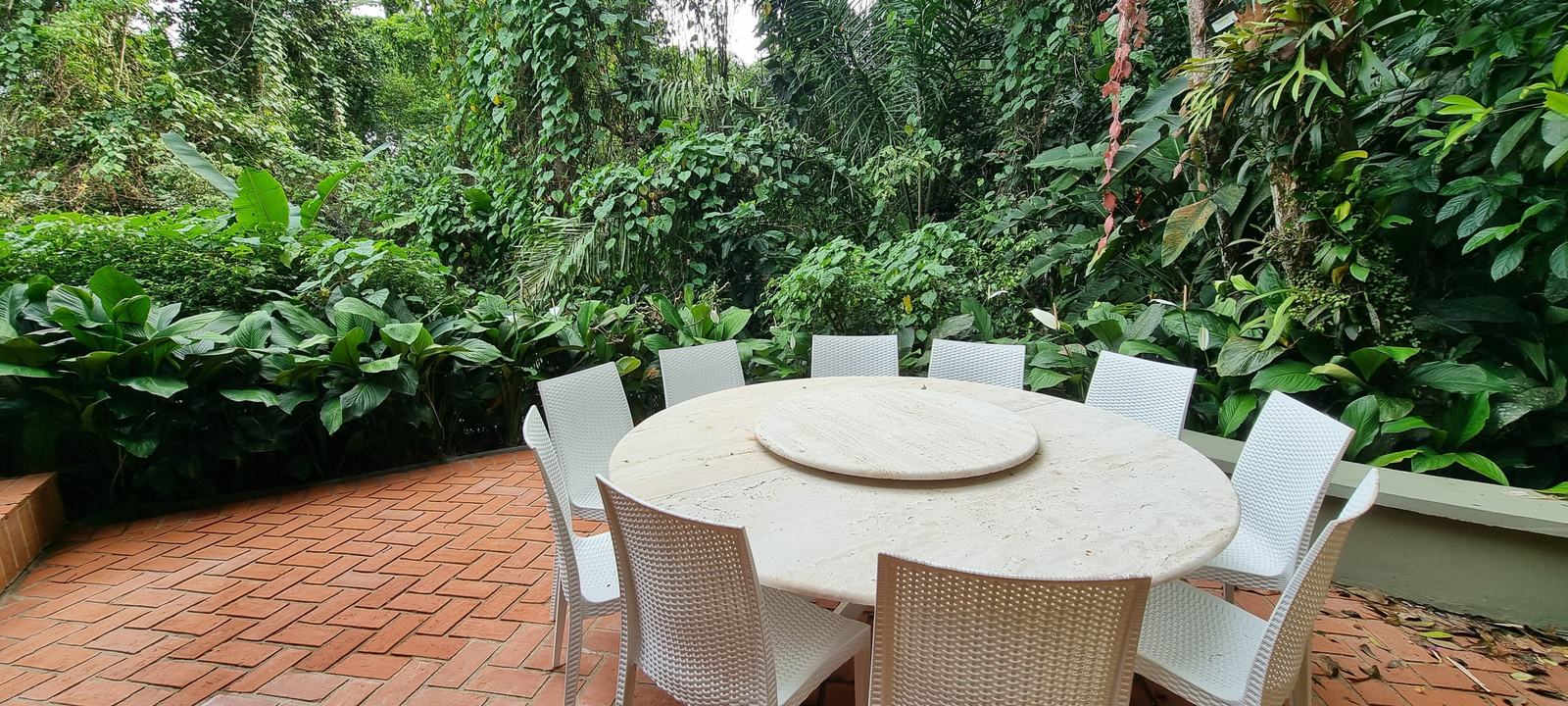Área externa 17 — Iporanga, Guarujá, à venda e para locação, Casa