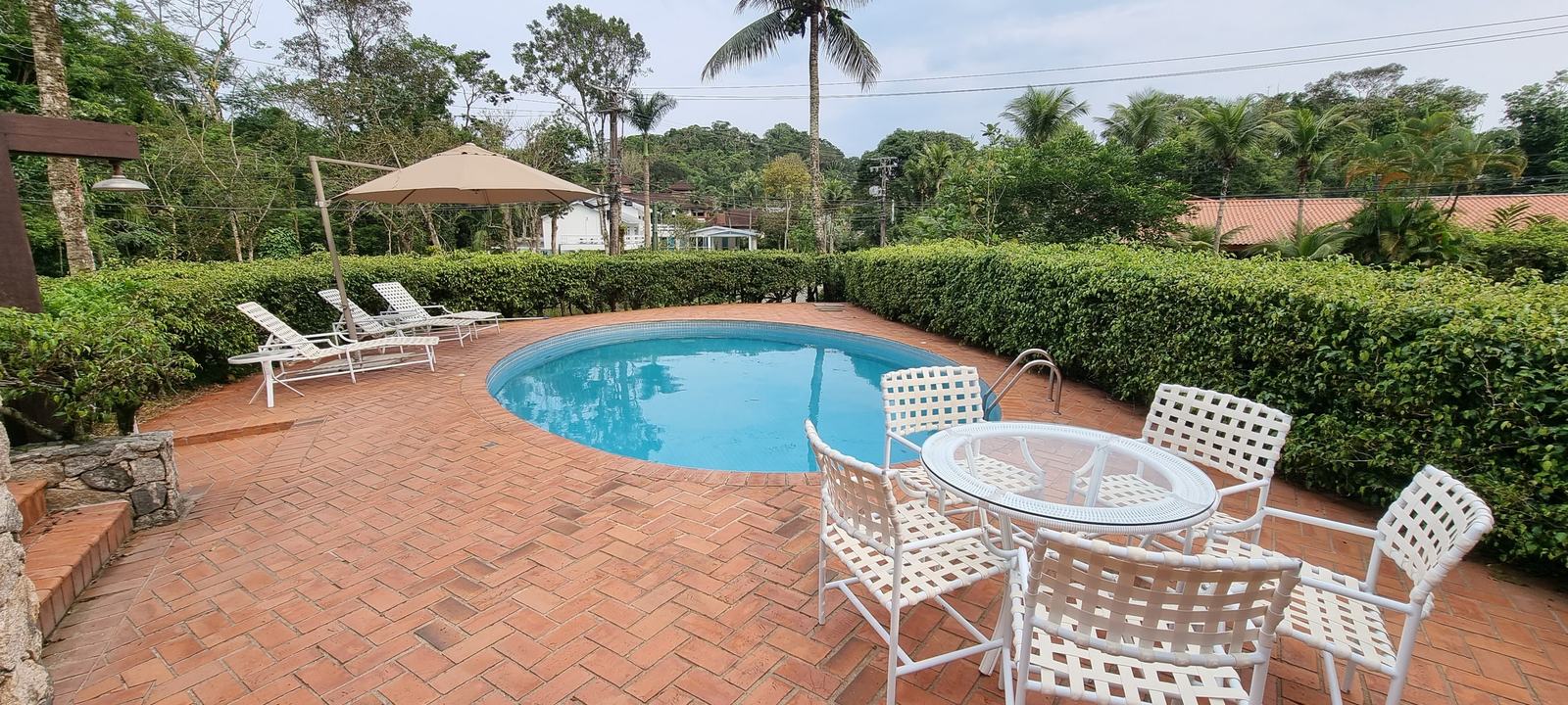 Área externa 8 — Iporanga, Guarujá, à venda e para locação, Casa