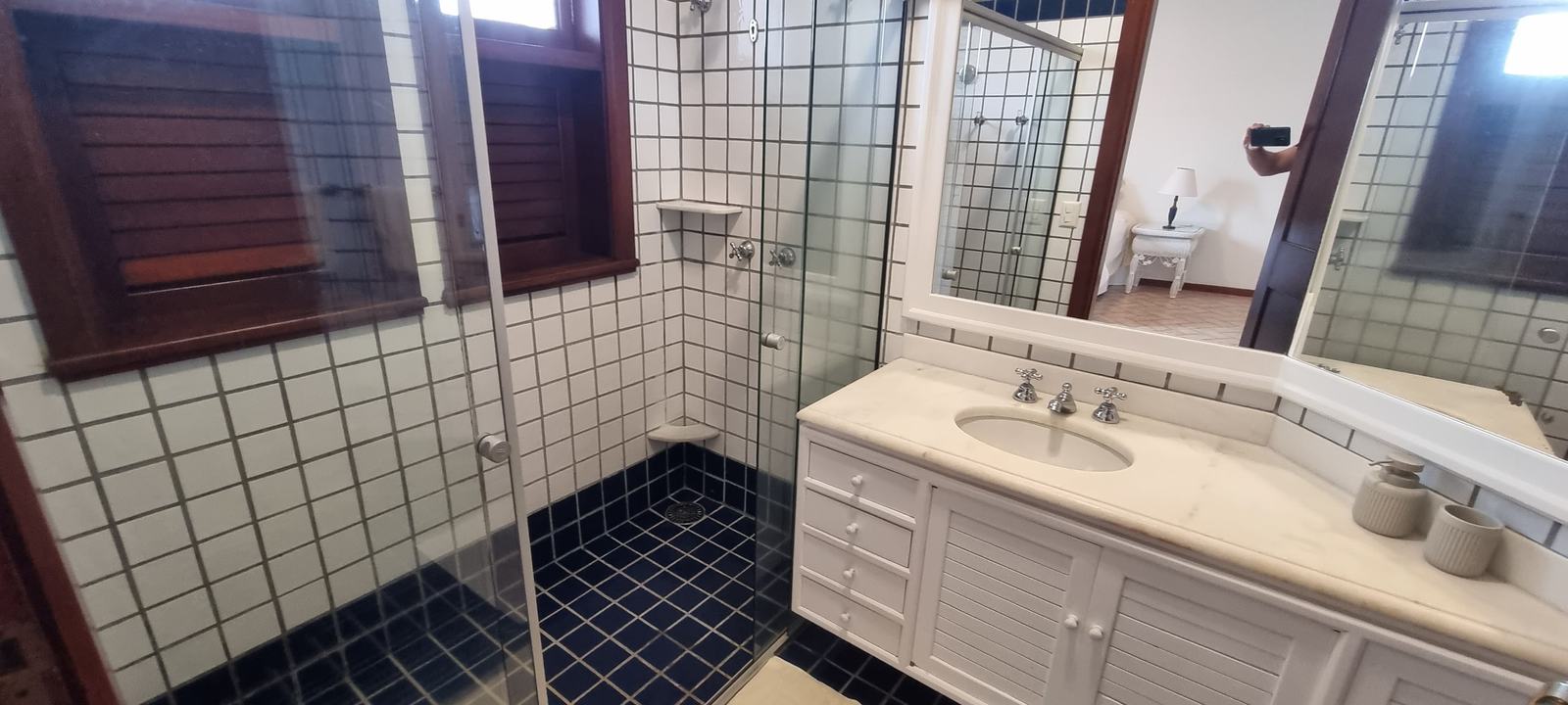 Suíte 8 — Iporanga, Guarujá, à venda e para locação, Casa