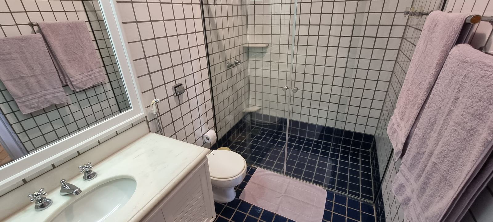 Suíte 10 — Iporanga, Guarujá, à venda e para locação, Casa